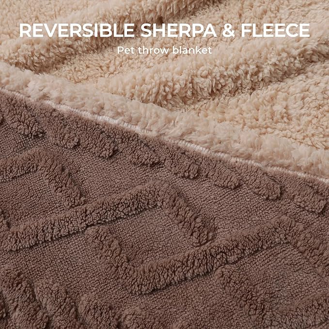 Luciphia Waterproof Pet Blanket, Liquid Pee Proof Dog Blankets for Sofa Bed Couch, Reversible Sherpa Fleece Furniture Protector Cover for Small Medium Large Dogs Cats,Khaki Small(40" x 28")