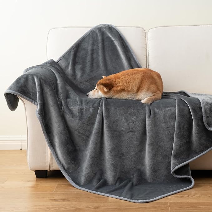 Waterproof Dog Blankets Dark Grey, 30"x40" Cat Blanket for Indoor Cats, Soft Fluffy Sofa Car Bed Protector, Reversible Leakproof Flannel Puppy Blanket for Small Medium Dogs