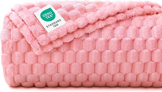 Luciphia Soft 300GSM Fleece Pet Blanket for Small Medium Large Dogs Washable 3D Textured Flannel Cat Puppy Decorative Furniture Protector Throw Durable Pink, L(41''x31'')