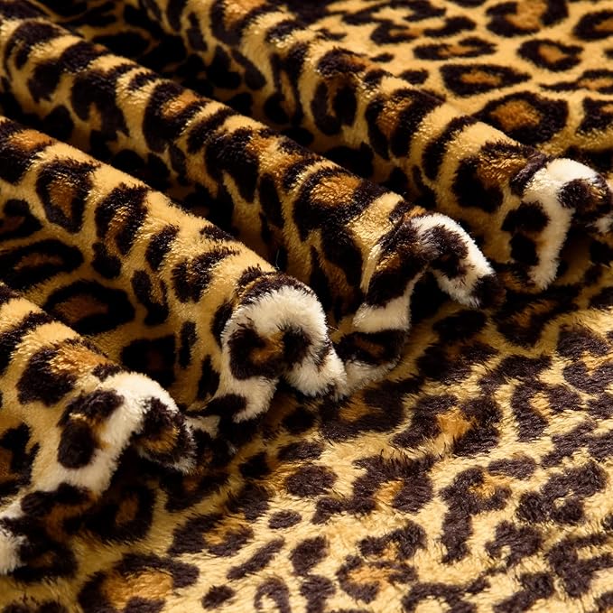 Bnuitland Leopard Print Flannel Blanket, Large Size 90x90 Inches with Storage Pouch for Bed Couch Travel, 300 GSM Double Sided Cheetah Print Super Soft Fuzzy Fluffy Fleece Blanket for Adults
