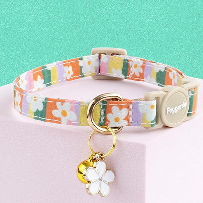 Faygarsle 2 Pack Striped Plaid Floral Pattern Cat Collars Breakaway Safety Collar with Bell Spring Summer Design for Girl Cats,Yellow Multicolor