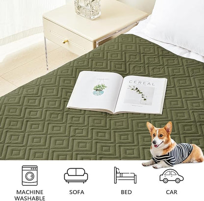 hyha Waterproof Dog Blanket, Soft Pet Bed Blankets, Waterproof Sofa Couch Cover for Dogs Washable, Reversible Pet Couch Covers for Sofa Furniture (30x90 Inch, Green/Navy Blue)